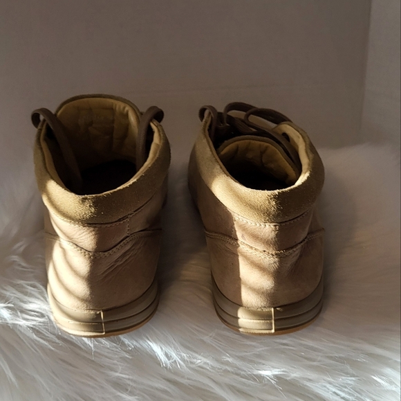 Woodland Tan High-Top Sneakers, Size 44 (12 Inches ) - Picture 6 of 8